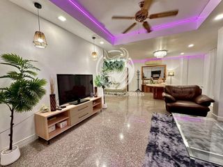 For rent 5 bedrooms house in Bang Lamung, Chonburi