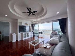 For rent 3 bedrooms condo in Bang Lamung, Chonburi