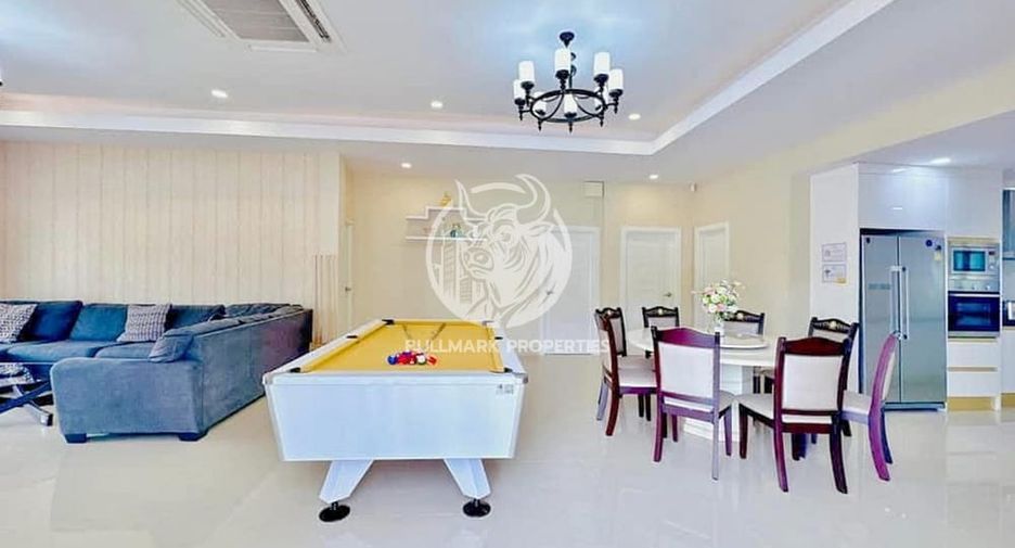 Villa zur Miete und zum Kauf mit 4 Zimmer in Bang Lamung, Chonburi