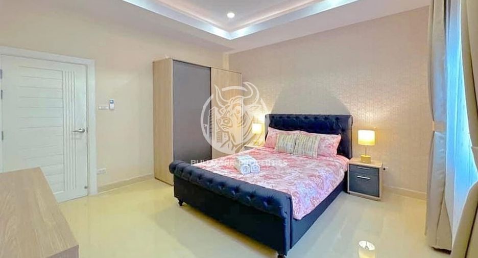 Villa zur Miete und zum Kauf mit 4 Zimmer in Bang Lamung, Chonburi