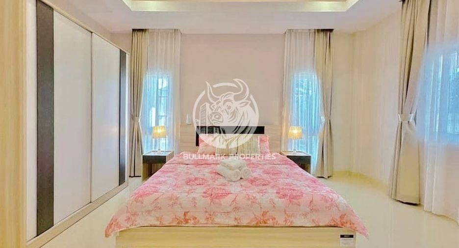 Villa zur Miete und zum Kauf mit 4 Zimmer in Bang Lamung, Chonburi