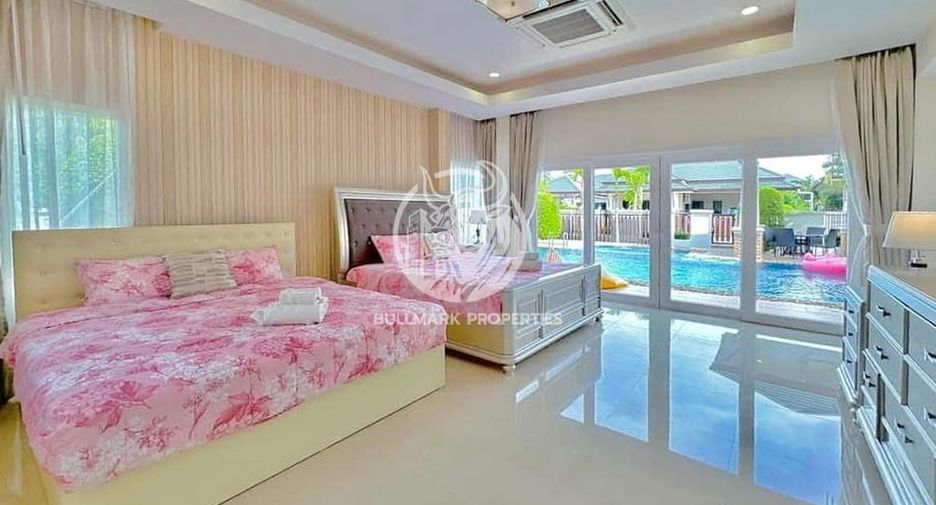 Villa zur Miete und zum Kauf mit 4 Zimmer in Bang Lamung, Chonburi
