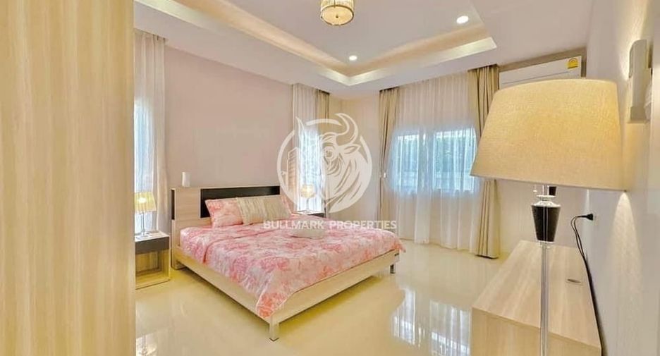 Villa zur Miete und zum Kauf mit 4 Zimmer in Bang Lamung, Chonburi
