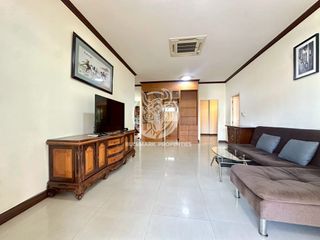 出租 和 出售 3 卧室 独立屋 在 Bang Lamung, Chon Buri