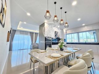 Haus zur Miete und zum Kauf mit 3 Zimmer in Bang Lamung, Chonburi