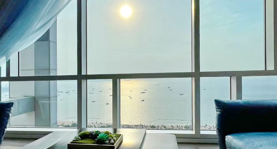 For rent 3 bedrooms condo in Bang Lamung, Chonburi