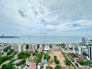 For rent 3 bedrooms condo in Bang Lamung, Chonburi