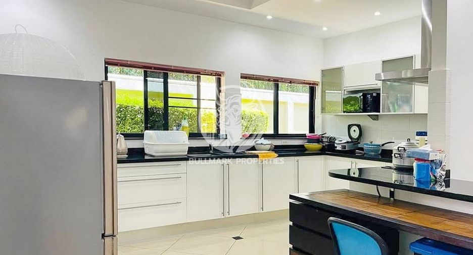 Villa en venta de 3 habitaciones en Bang Lamung, Chonburi