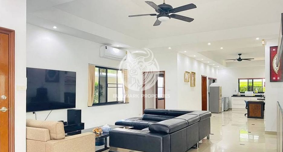 Villa en venta de 3 habitaciones en Bang Lamung, Chonburi