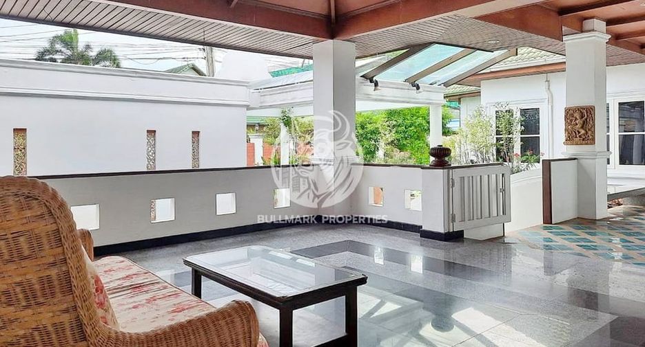 Casa en venta de 4 habitaciones en Bang Lamung, Chonburi