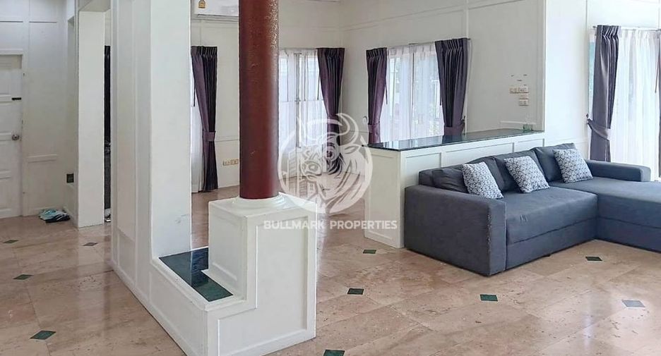 Casa en venta de 4 habitaciones en Bang Lamung, Chonburi