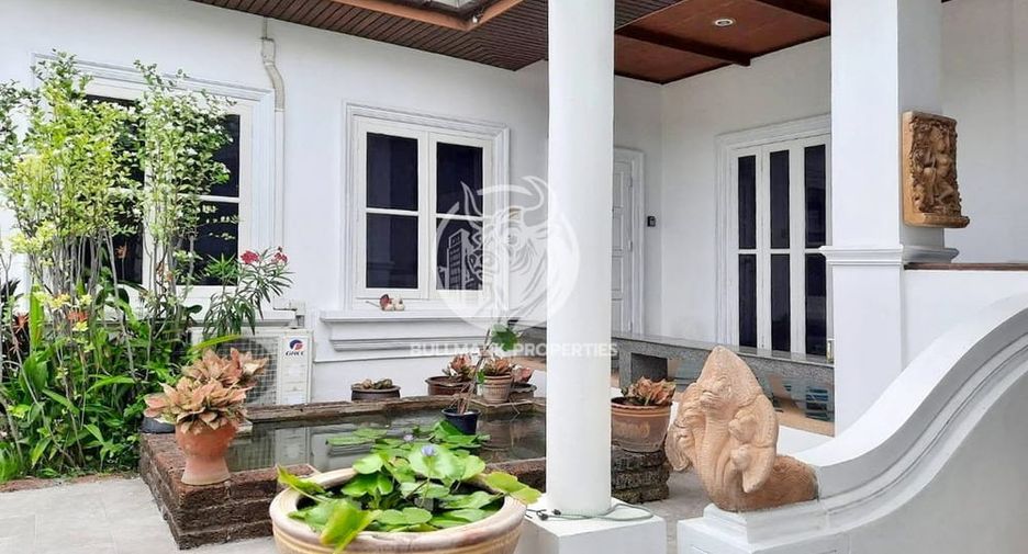 Casa en venta de 4 habitaciones en Bang Lamung, Chonburi