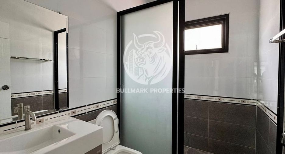 For rent 4 bedrooms house in Bang Lamung, Chonburi
