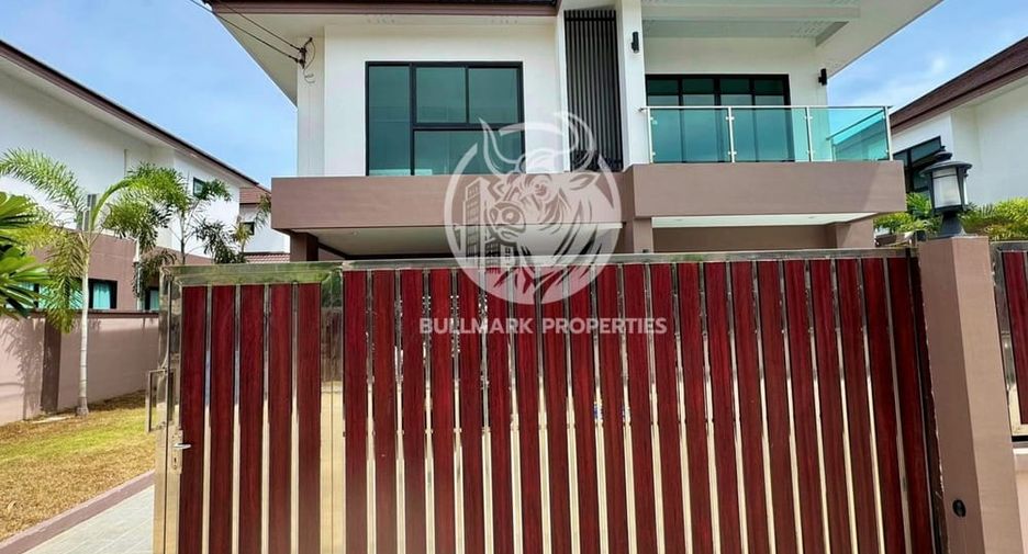 For rent 4 bedrooms house in Bang Lamung, Chonburi