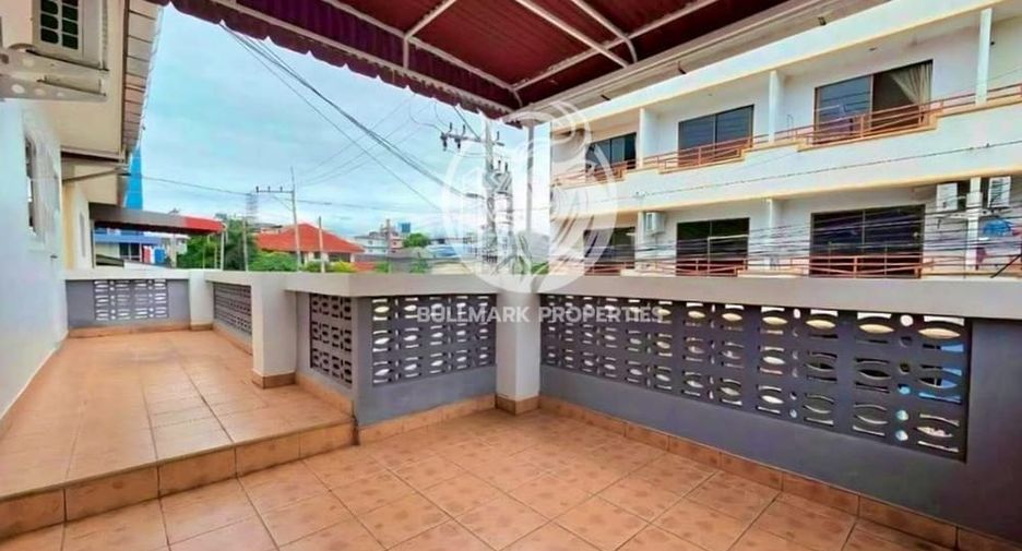 For rent 4 bedrooms house in Bang Lamung, Chonburi