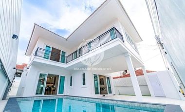 For sale 4 ベッドルーム villa in Bang Lamung, Chonburi