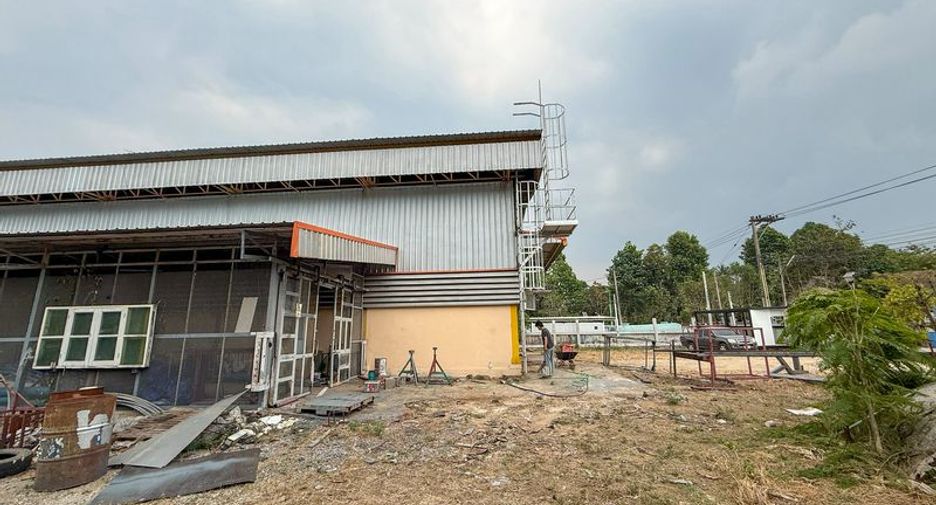 For sale warehouse in Si Racha, Chonburi