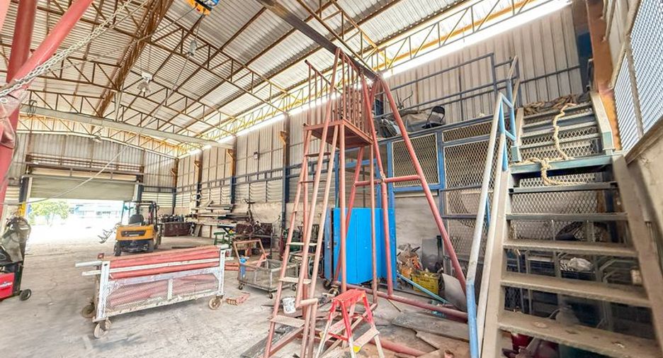 For sale warehouse in Si Racha, Chonburi