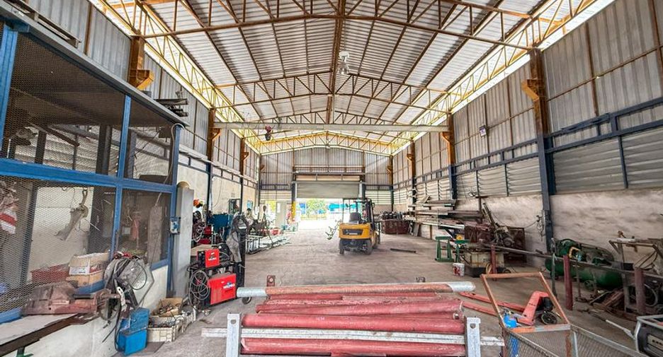 For sale warehouse in Si Racha, Chonburi