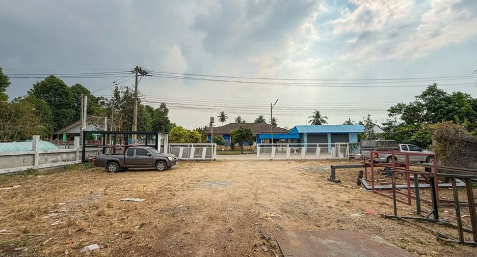 For sale warehouse in Si Racha, Chonburi