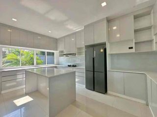 For rent 4 bedrooms villa in Bang Lamung, Chonburi