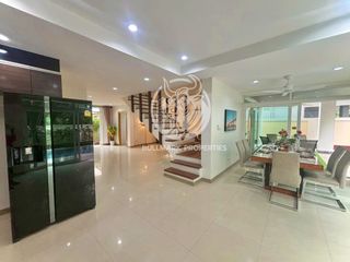 À louer 4 chambres maison à Bang Lamung, Chonburi