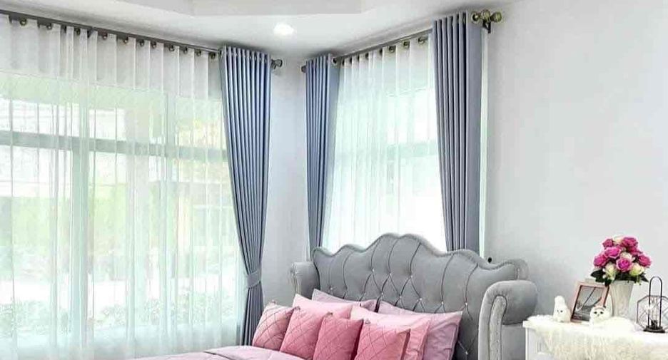 Villa en alquiler de 3 habitaciones en Bang Lamung, Chonburi