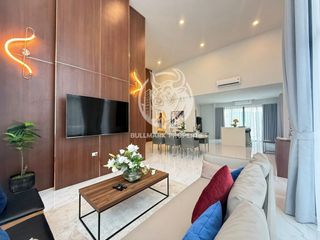 Haus zur Miete mit 3 Zimmer in Bang Lamung, Chonburi