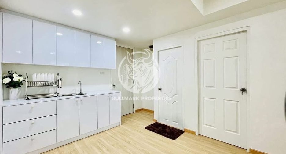 Condo en alquiler de 1 habitaciones en Bang Lamung, Chonburi