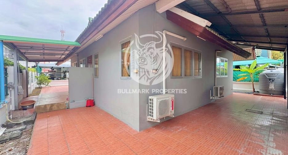 For rent 3 bedrooms house in Bang Lamung, Chonburi