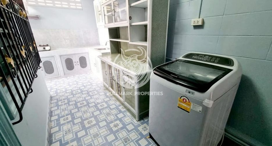 For rent 3 bedrooms house in Bang Lamung, Chonburi