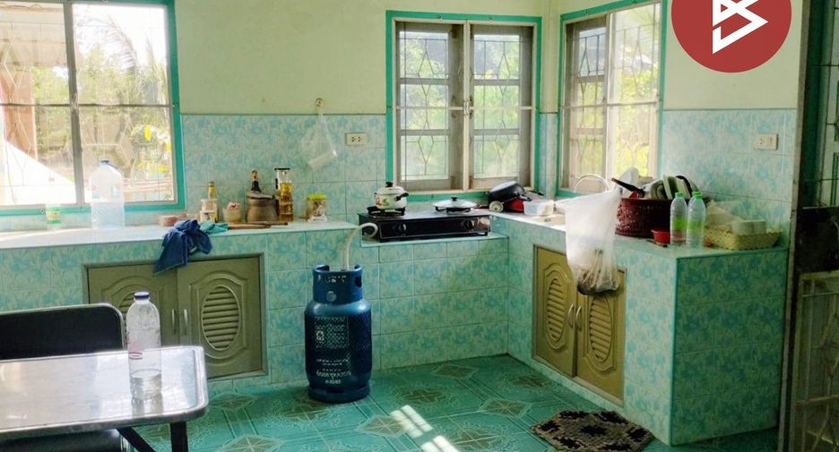 For sale 3 bedrooms house in Bang Rakam, Phitsanulok