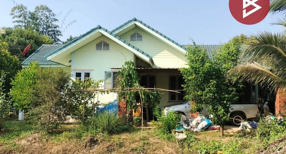 For sale 3 bedrooms house in Bang Rakam, Phitsanulok