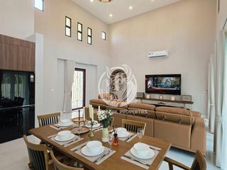 À louer et à vendre 3 chambres maison à Huay Yai, Pattaya