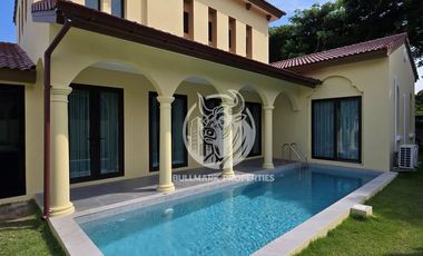 For rent そして for sale 3 ベッドルーム house in Sattahip, Chonburi