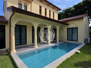 À louer et à vendre 3 chambres maison à Huay Yai, Pattaya