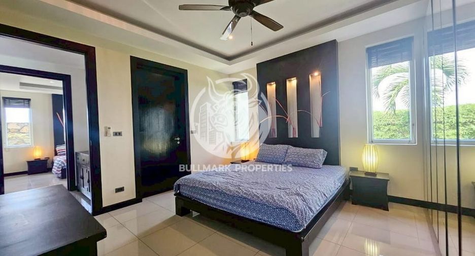 For rent 4 bedrooms villa in Bang Lamung, Chonburi