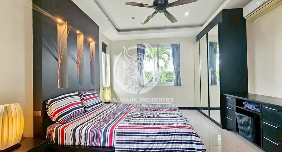 For rent 4 bedrooms villa in Bang Lamung, Chonburi