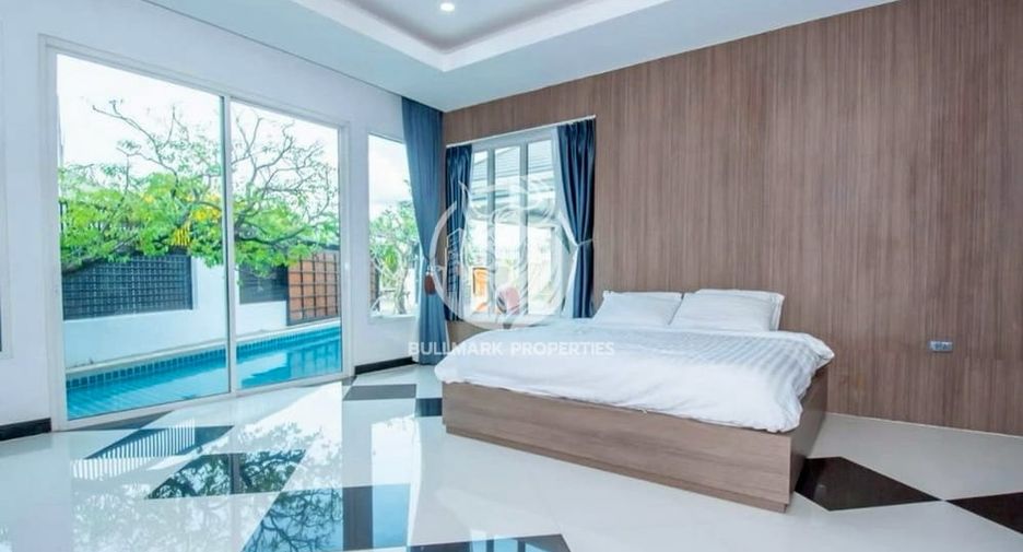 Casa en alquiler y en venta de 4 habitaciones en Bang Lamung, Chonburi