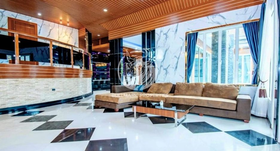Casa en alquiler y en venta de 4 habitaciones en Bang Lamung, Chonburi
