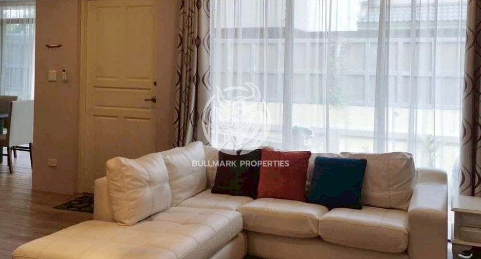 Haus zur Miete mit 3 Zimmer in Sattahip, Chonburi