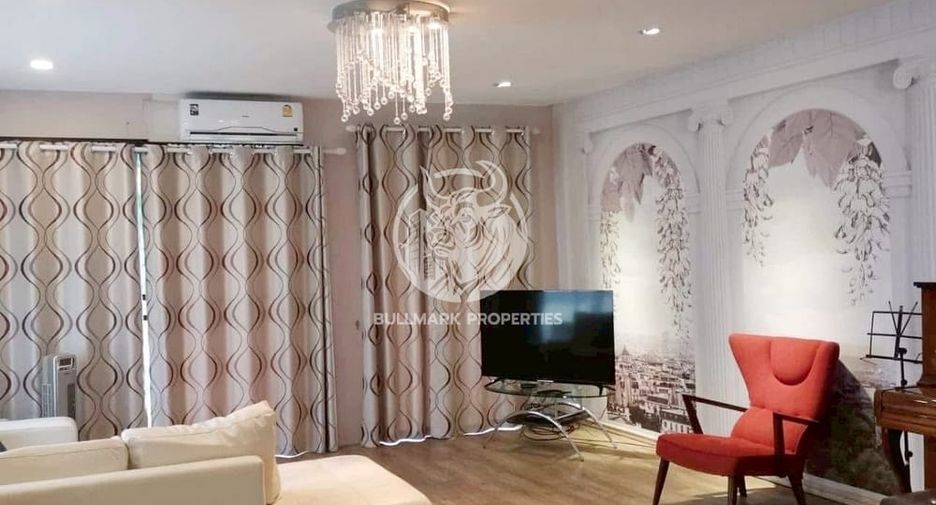 Haus zur Miete mit 3 Zimmer in Sattahip, Chonburi
