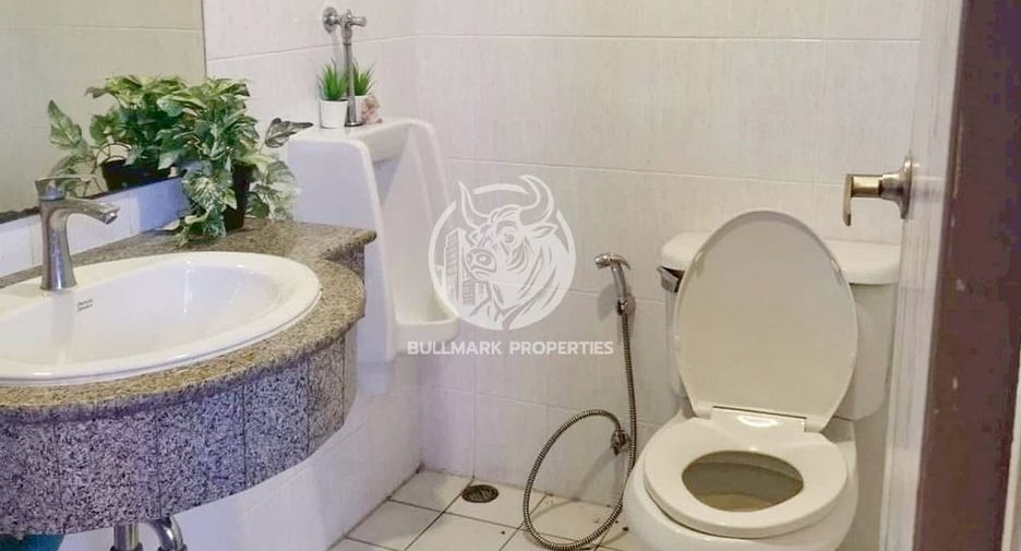 Haus zur Miete mit 3 Zimmer in Sattahip, Chonburi