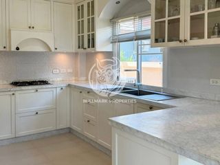 Villa en alquiler y en venta de 3 habitaciones en Bang Lamung, Chonburi