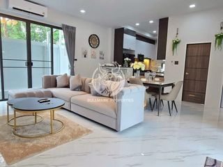 À louer 4 chambres maison à Bang Lamung, Chonburi