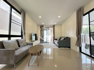 Haus zur Miete mit 4 Zimmer in Bang Lamung, Chonburi