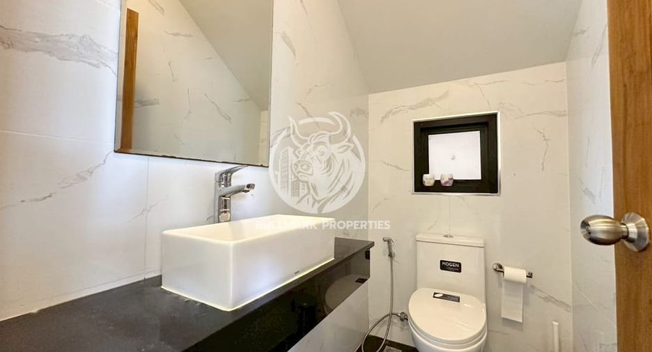 For rent 4 bedrooms house in Bang Lamung, Chonburi