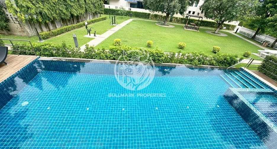 For rent 4 bedrooms house in Bang Lamung, Chonburi