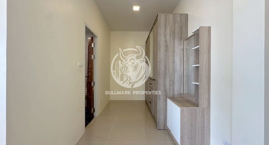 For rent 4 bedrooms house in Bang Lamung, Chonburi