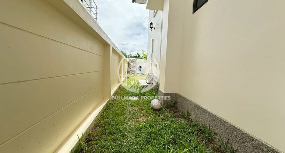 For rent 4 bedrooms house in Bang Lamung, Chonburi